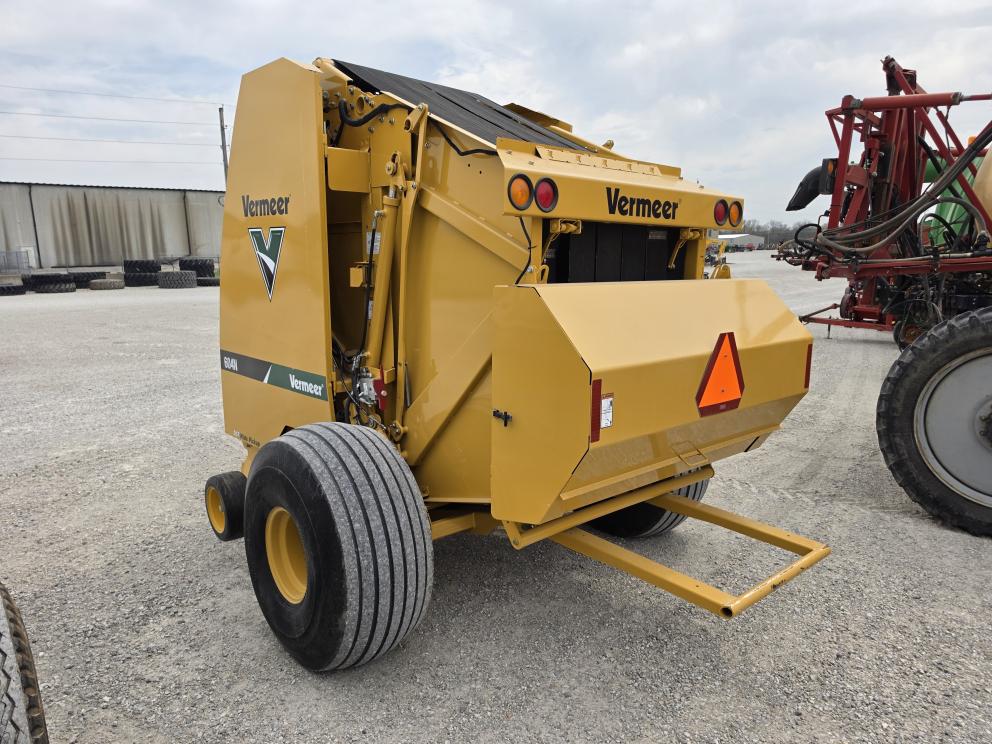 Image for 2016 Vermeer 604N