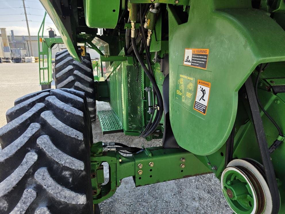 Image for 2006 John Deere 9560 STS