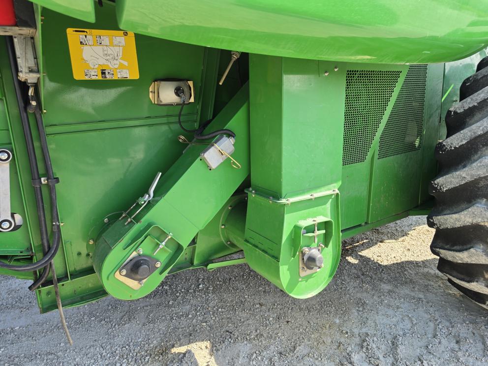 Image for 2006 John Deere 9560 STS