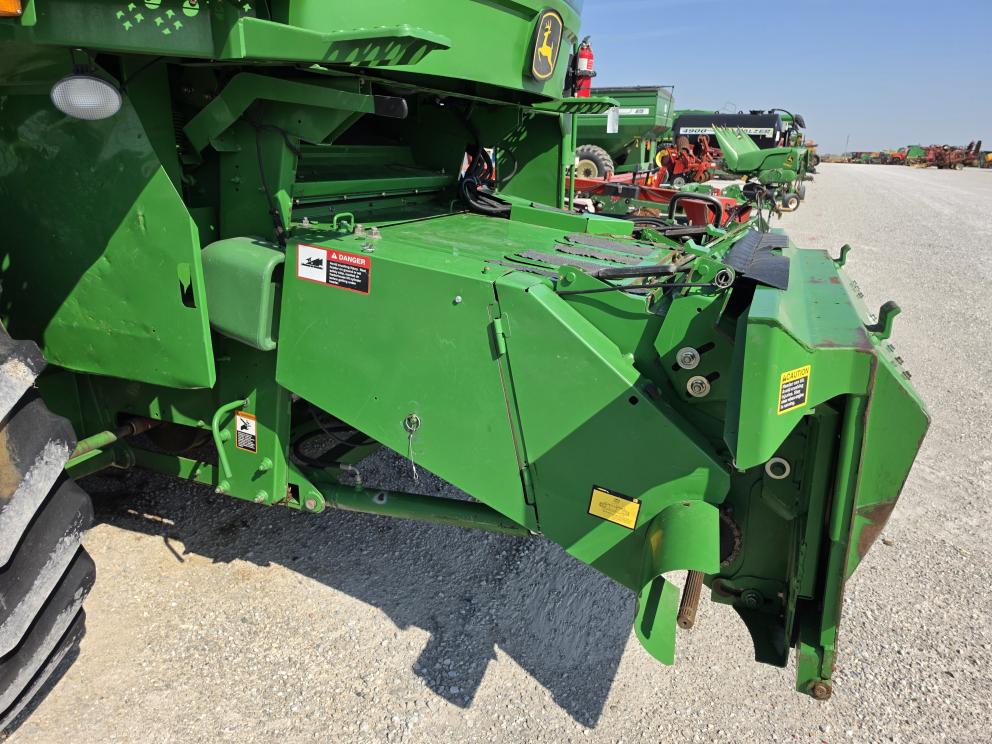 Image for 2006 John Deere 9560 STS