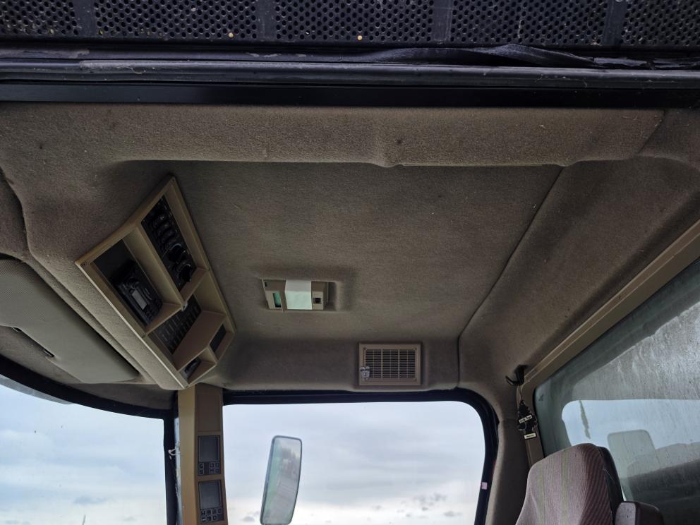 Image for 2006 John Deere 9560 STS