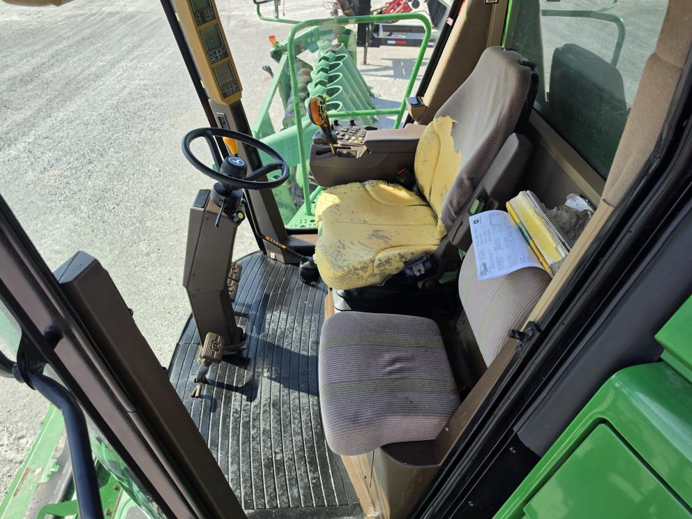 Image for 2006 John Deere 9560 STS