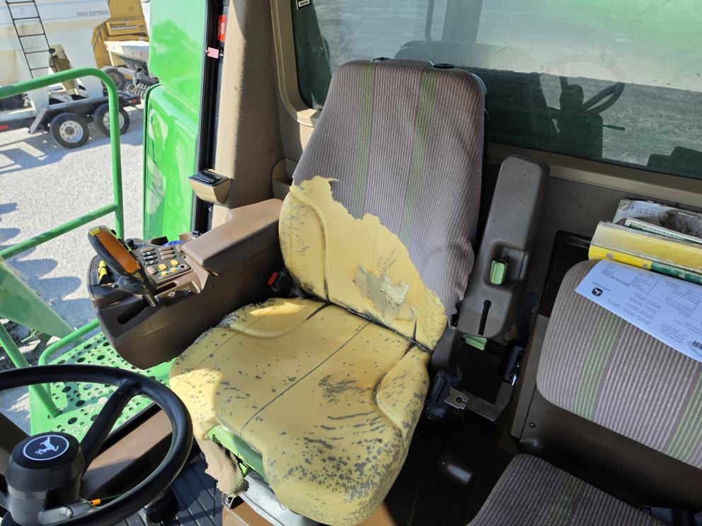 Image for 2006 John Deere 9560 STS