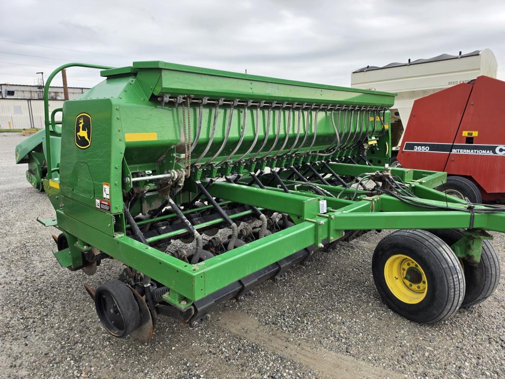 Image for 2007 John Deere 1590