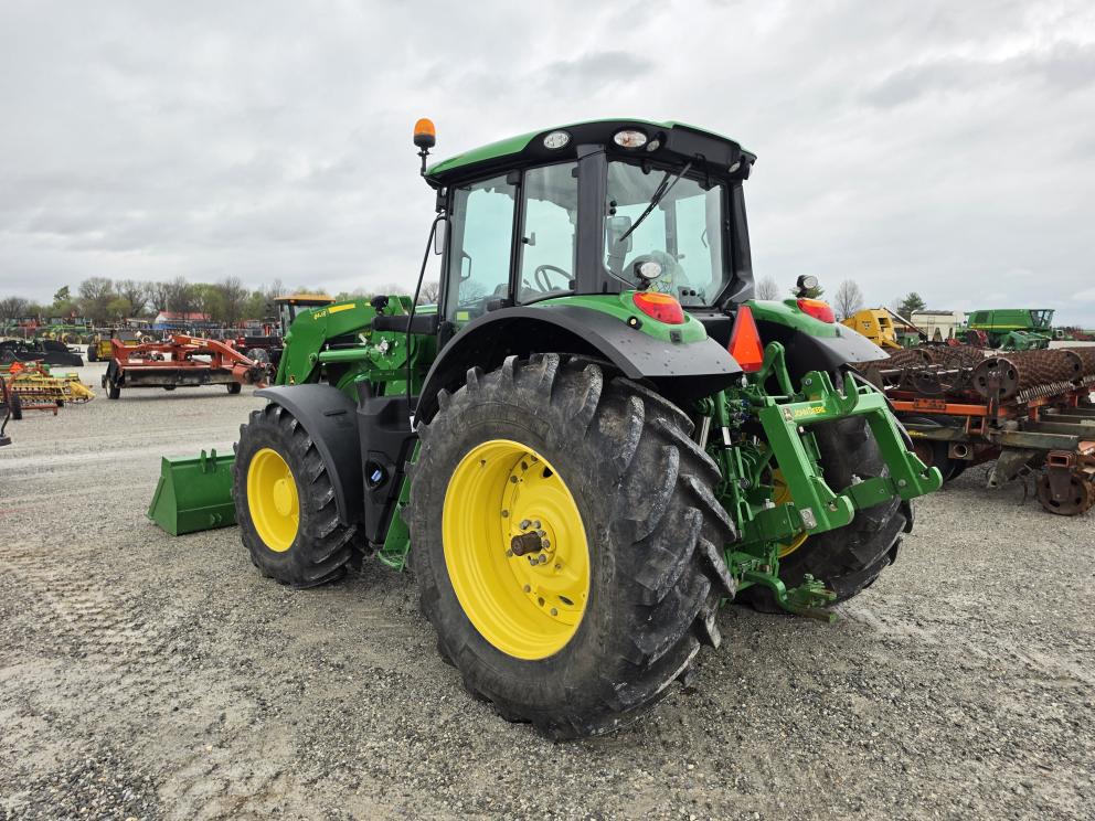 Image for 2023 John Deere 6155M
