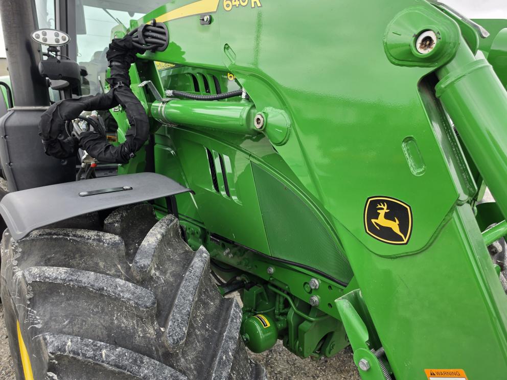 Image for 2023 John Deere 6155M