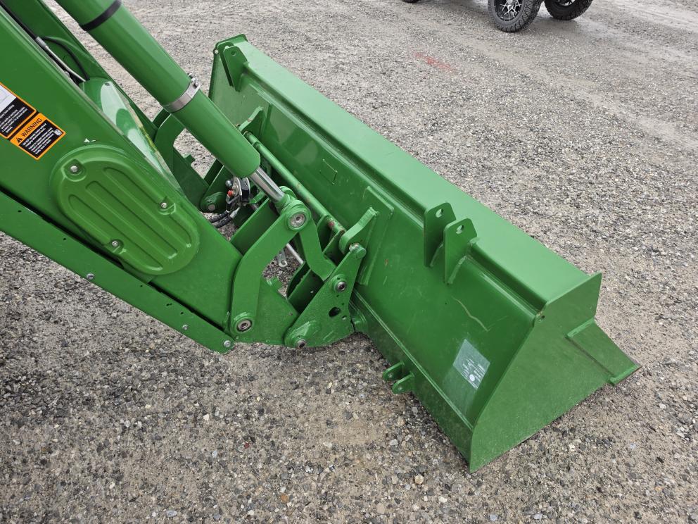 Image for 2023 John Deere 6155M