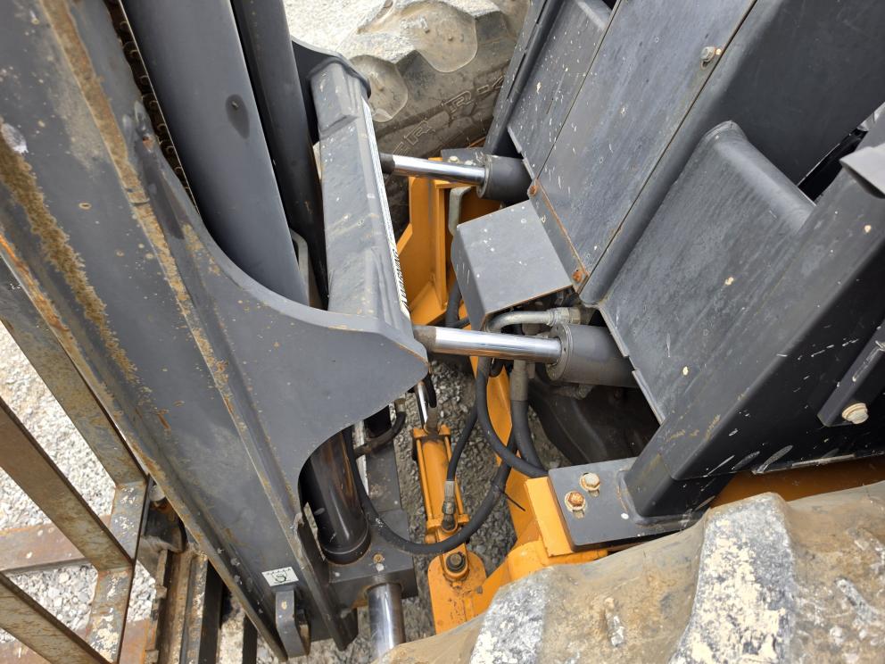 Image for 2015 Case 586H