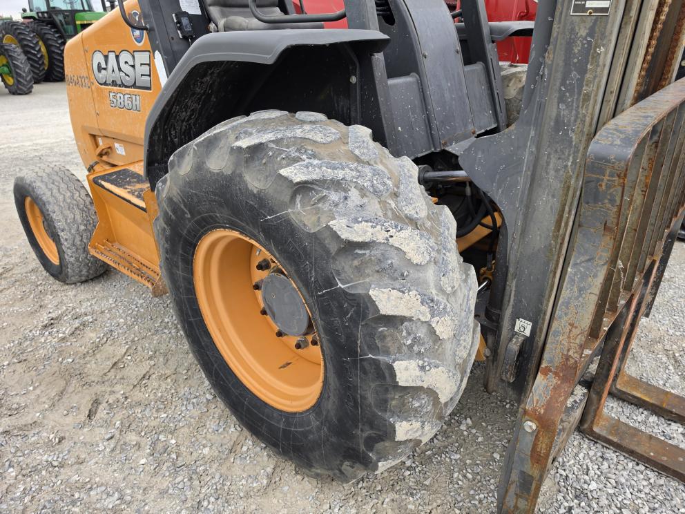 Image for 2015 Case 586H