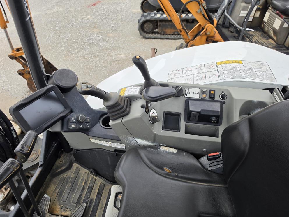 Image for 2023 Bobcat E42