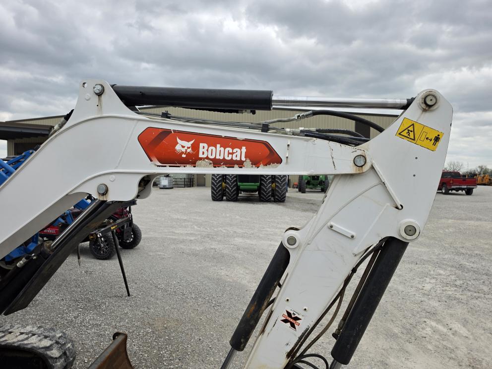 Image for 2023 Bobcat E42