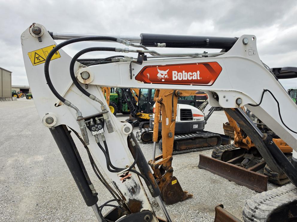 Image for 2023 Bobcat E42
