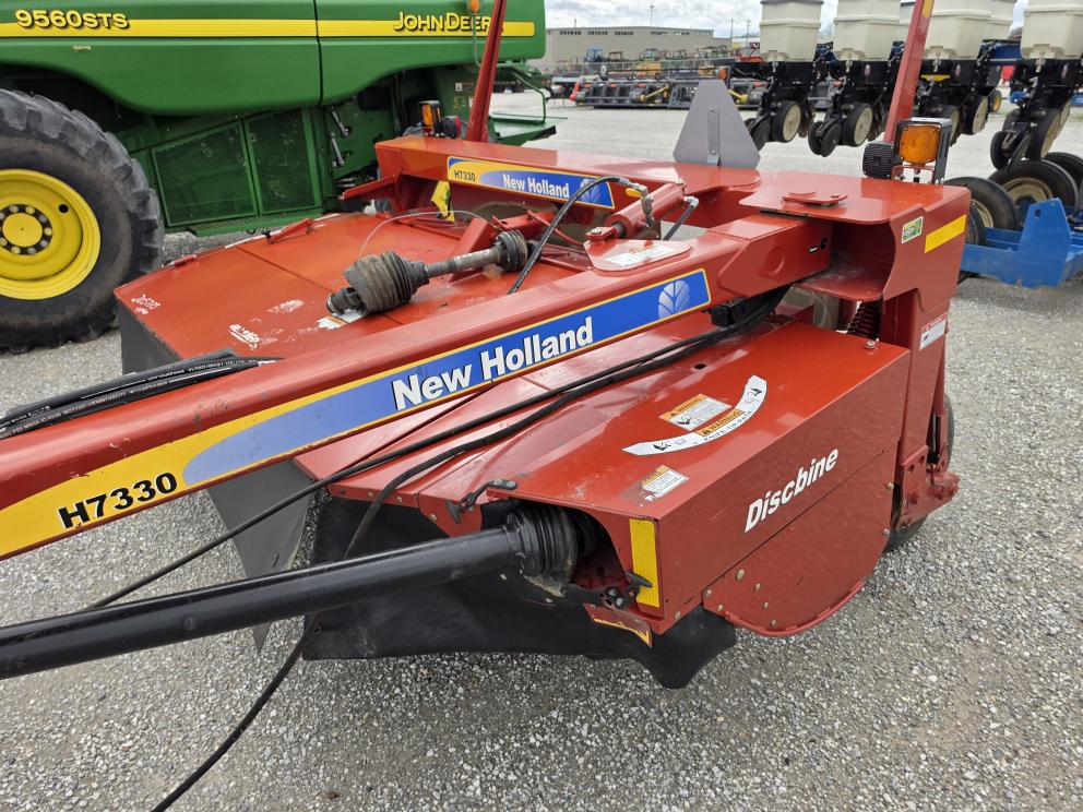 Image for 2013 New Holland H7330