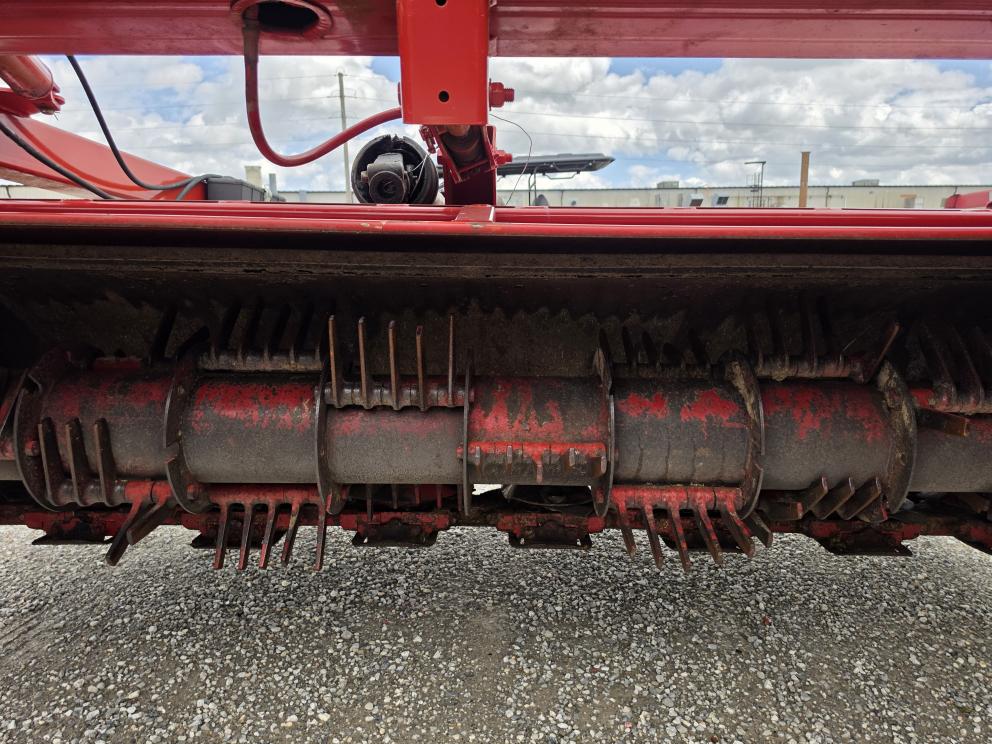 Image for 2013 New Holland H7330