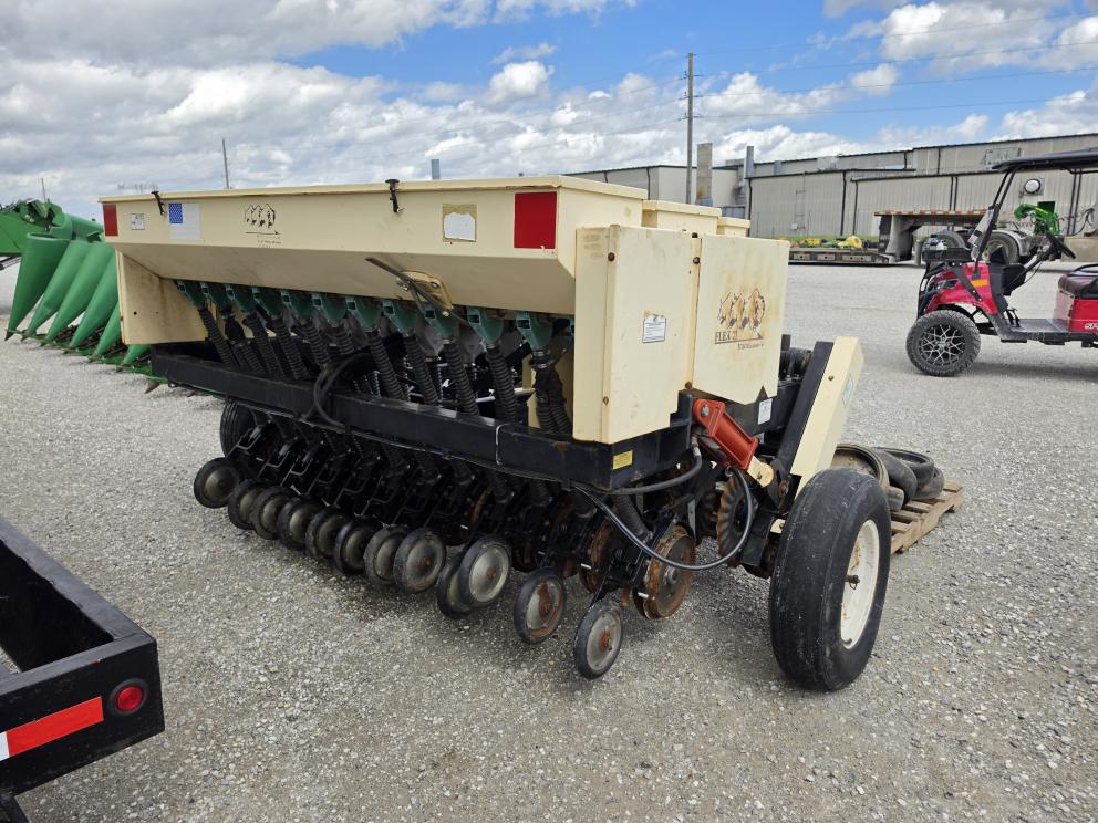 Image for 2015 Truax FLXII-812