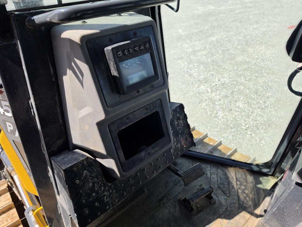 Image for 2023 John Deere 450P LGP