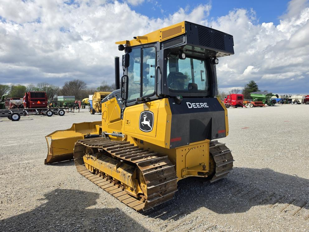 Image for 2023 John Deere 450P LGP