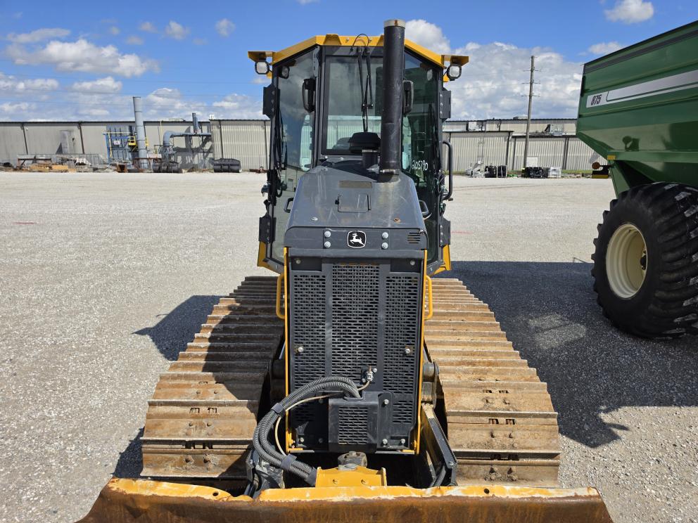 Image for 2023 John Deere 450P LGP