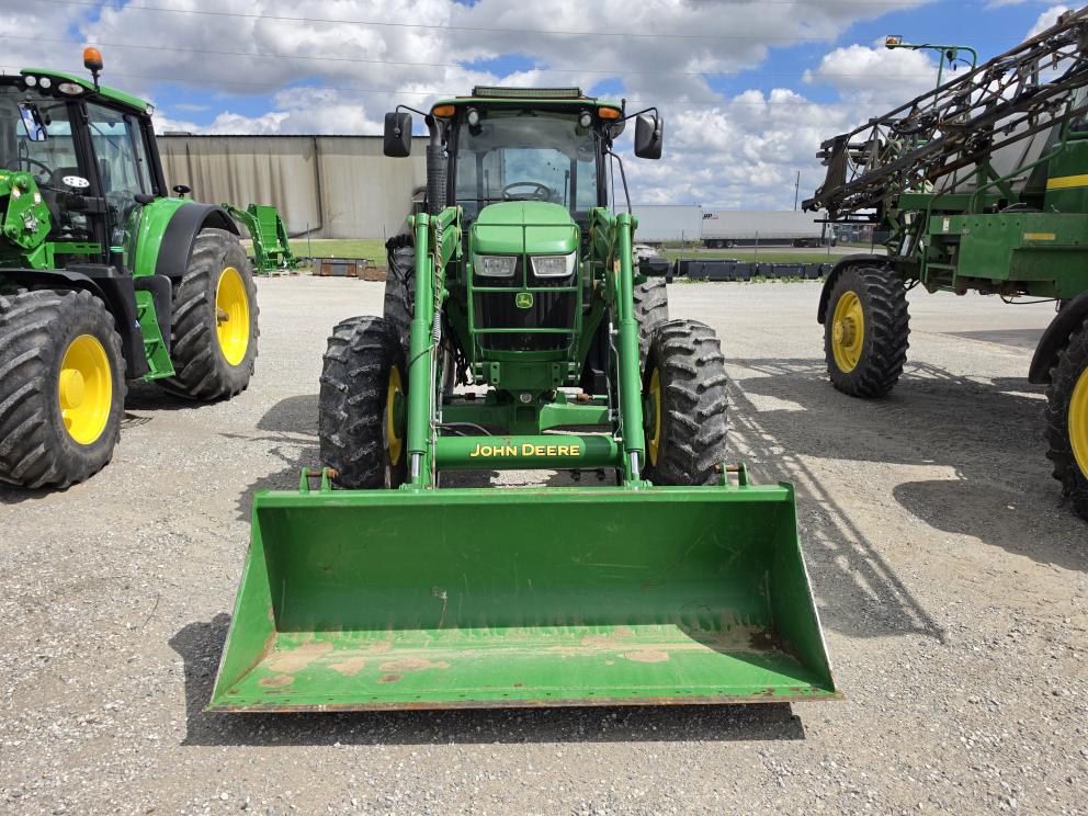 Image for 2014 John Deere 6140D