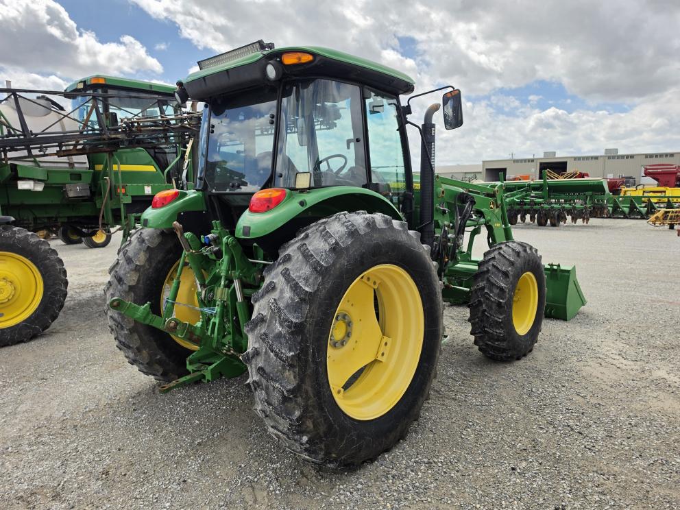 Image for 2014 John Deere 6140D