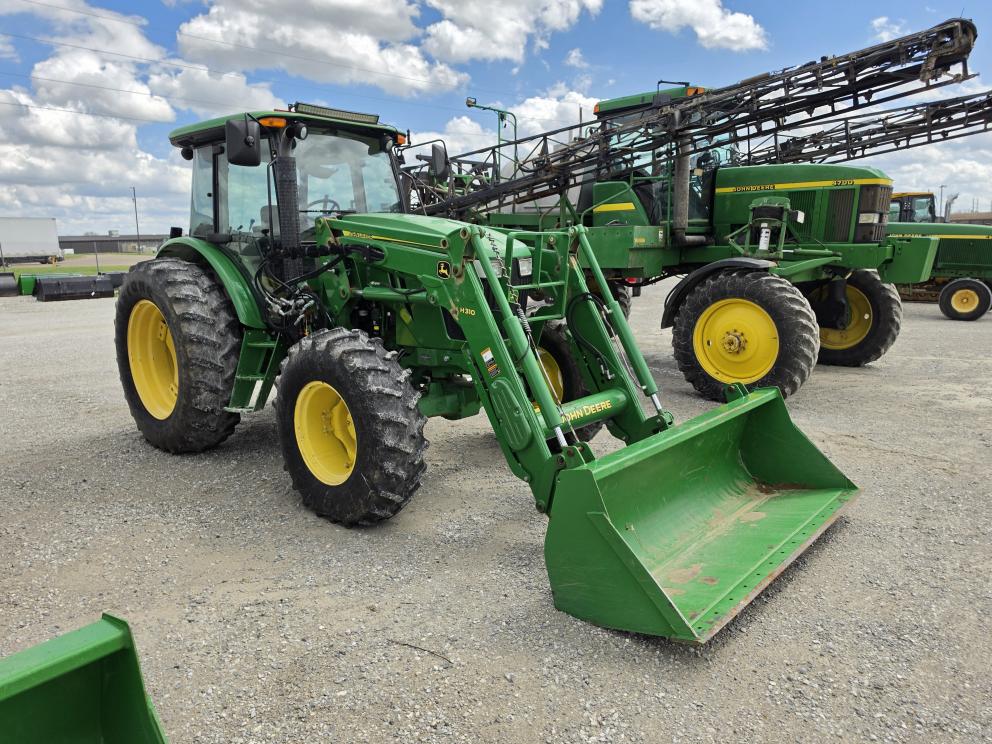 Image for 2014 John Deere 6140D