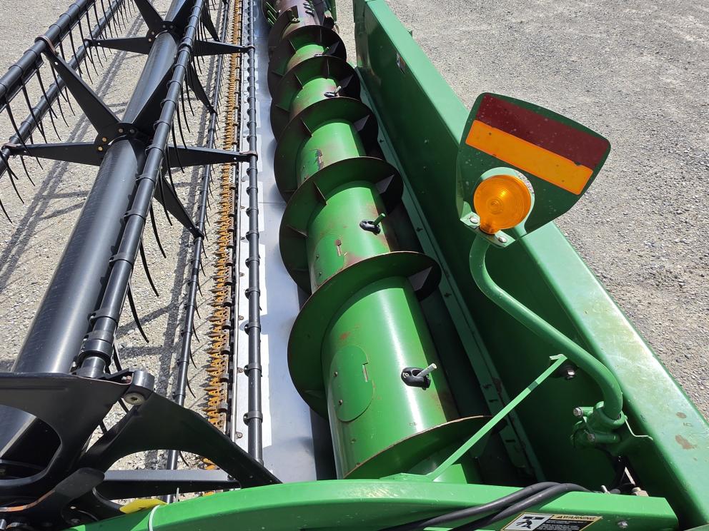 Image for 2006 John Deere 630F