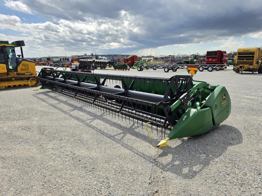 Image for 2006 John Deere 630F