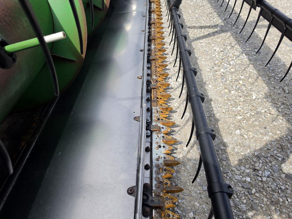 Image for 2006 John Deere 630F