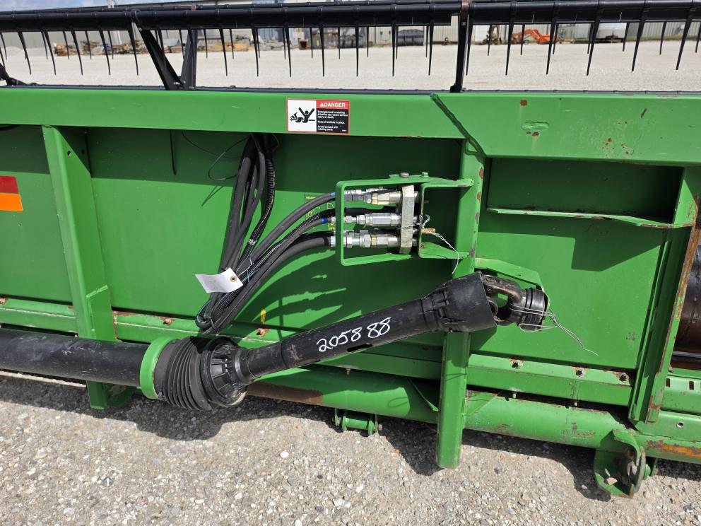 Image for 2006 John Deere 630F