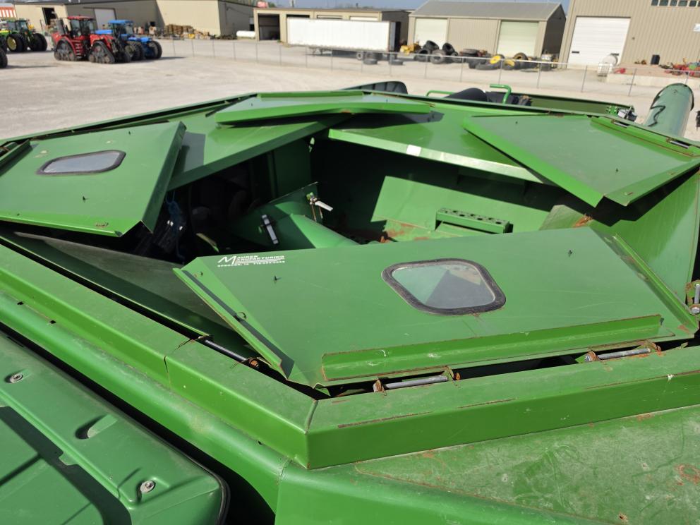 Image for 2006 John Deere 9560 STS