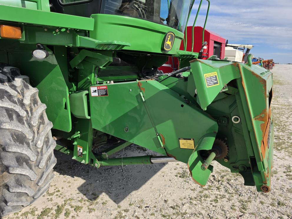 Image for 2006 John Deere 9560 STS