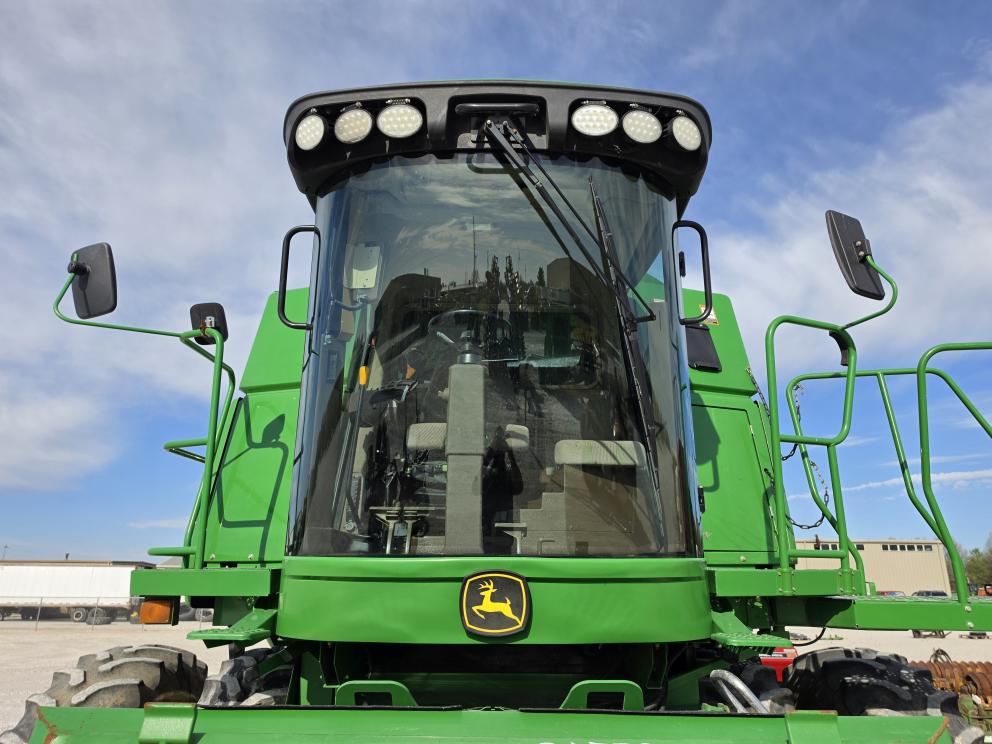 Image for 2006 John Deere 9560 STS