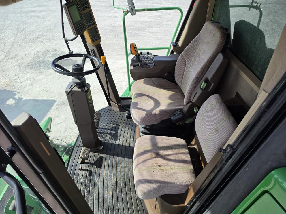 Image for 2006 John Deere 9560 STS