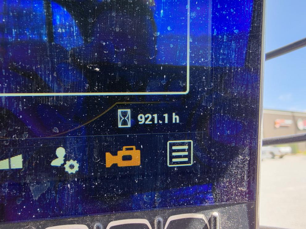 Image for 2022 New Holland C332