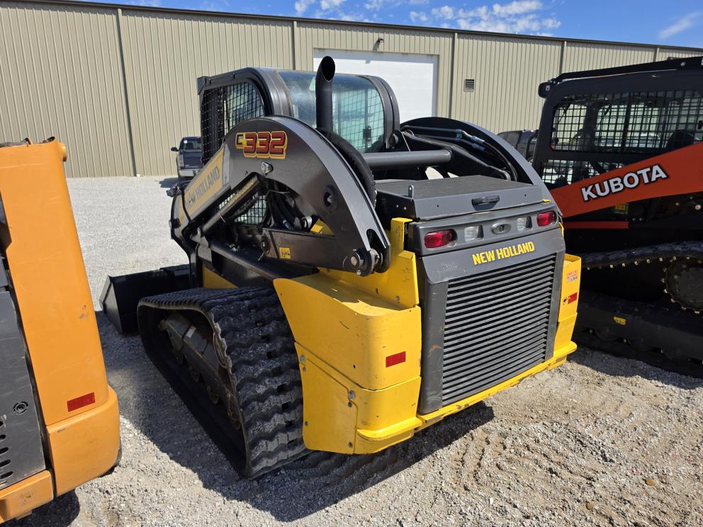 Image for 2022 New Holland C332
