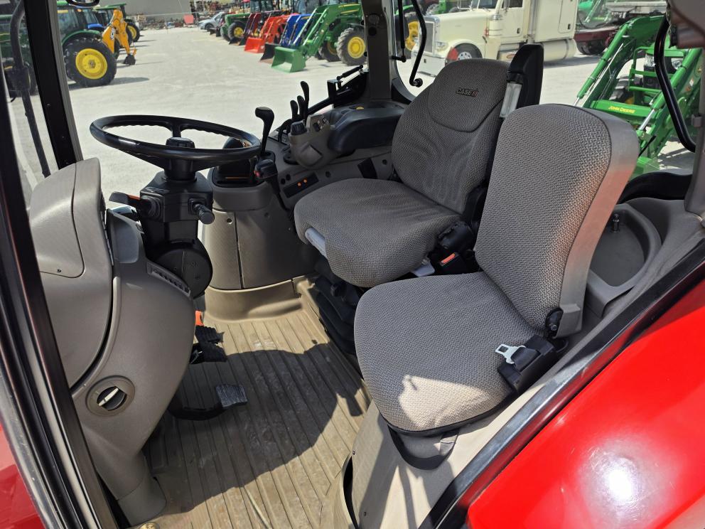 Image for 2014 Case IH Maxxum 125