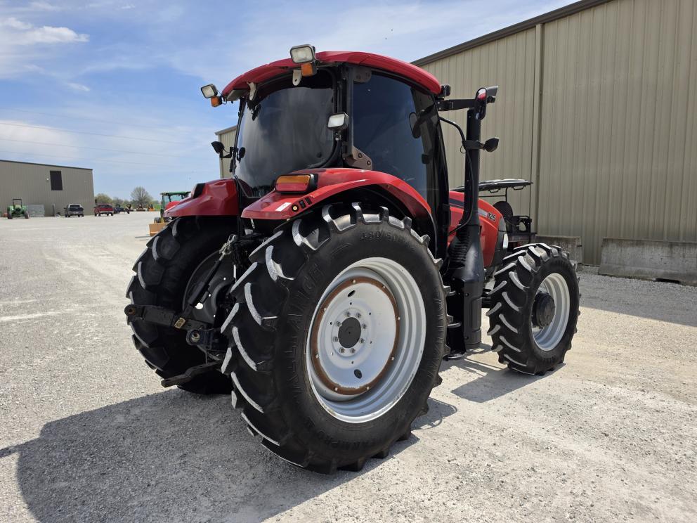 Image for 2014 Case IH Maxxum 125