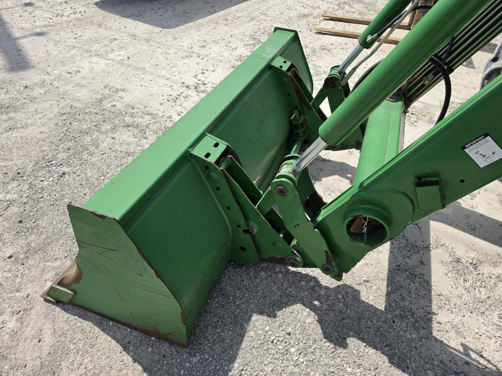 Image for 2006 John Deere 7520