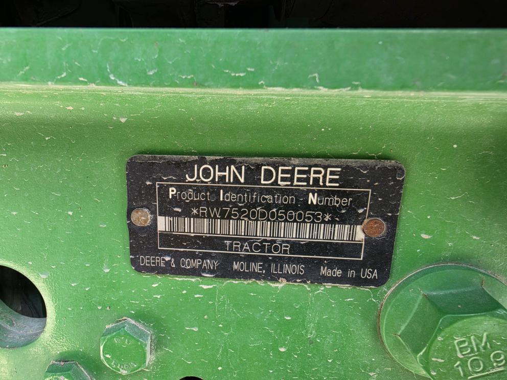 Image for 2006 John Deere 7520