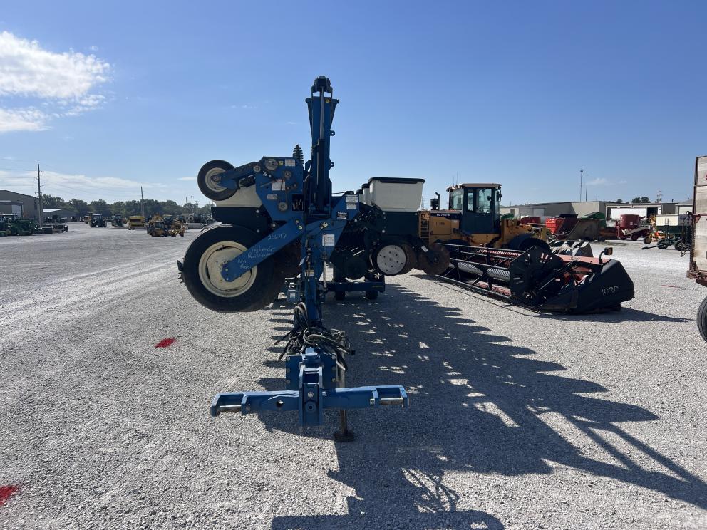 Image for 2002 Kinze 3600