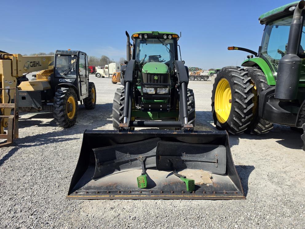 Image for John Deere 7520