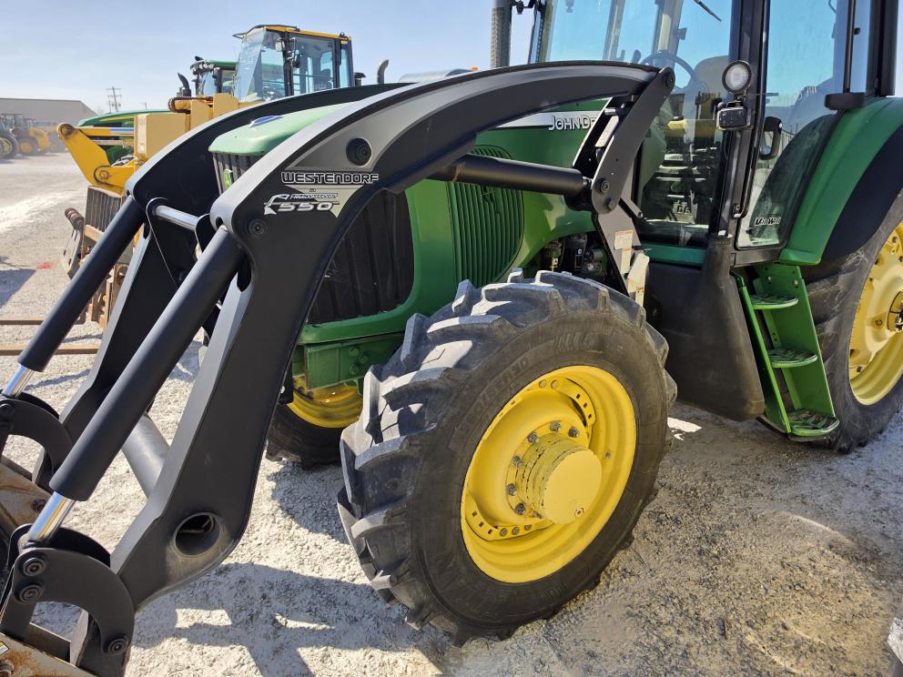 Image for John Deere 7520