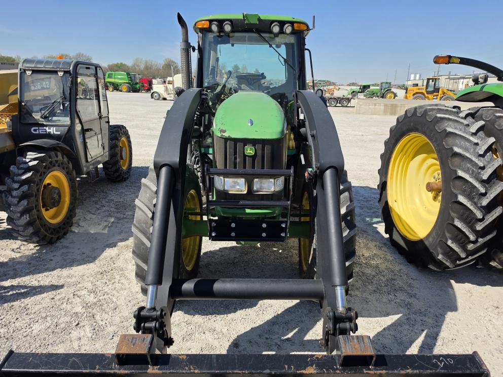 Image for John Deere 7520