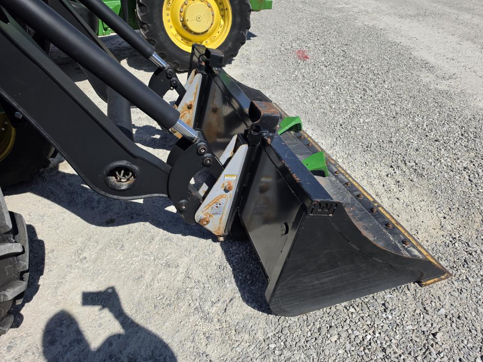 Image for John Deere 7520