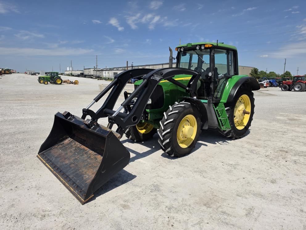 Image for John Deere 7520