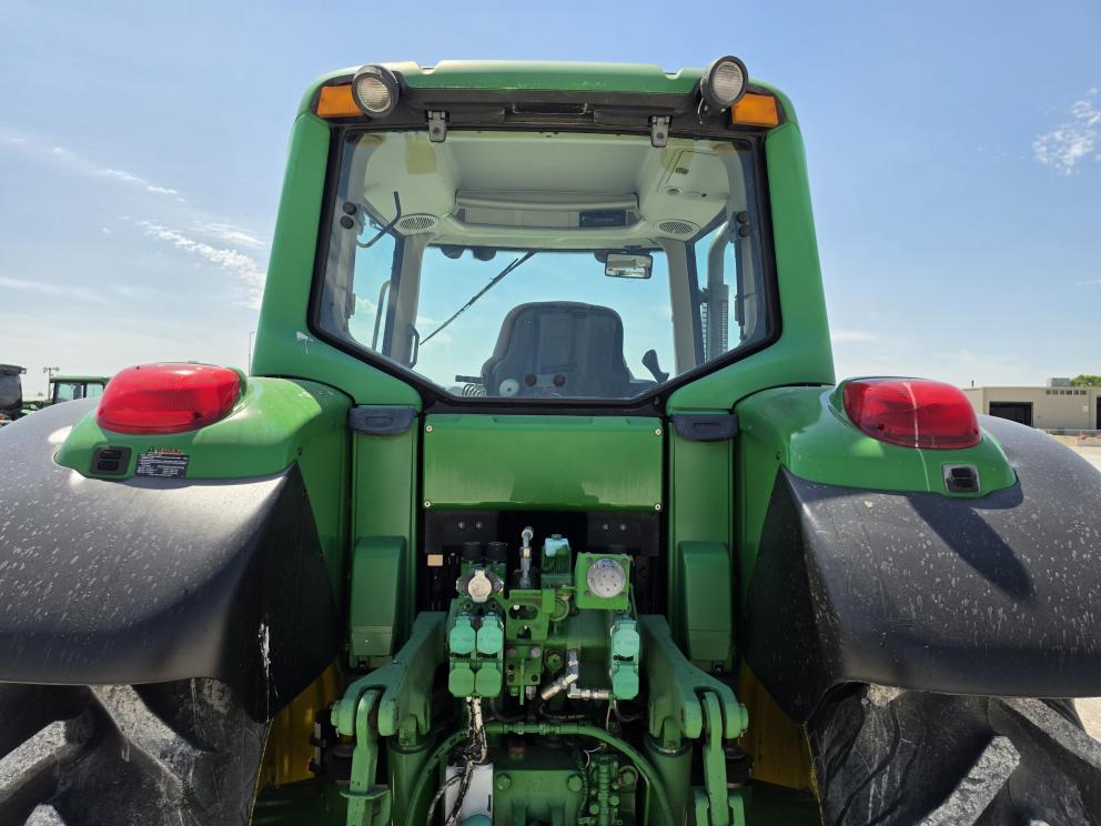 Image for John Deere 7520