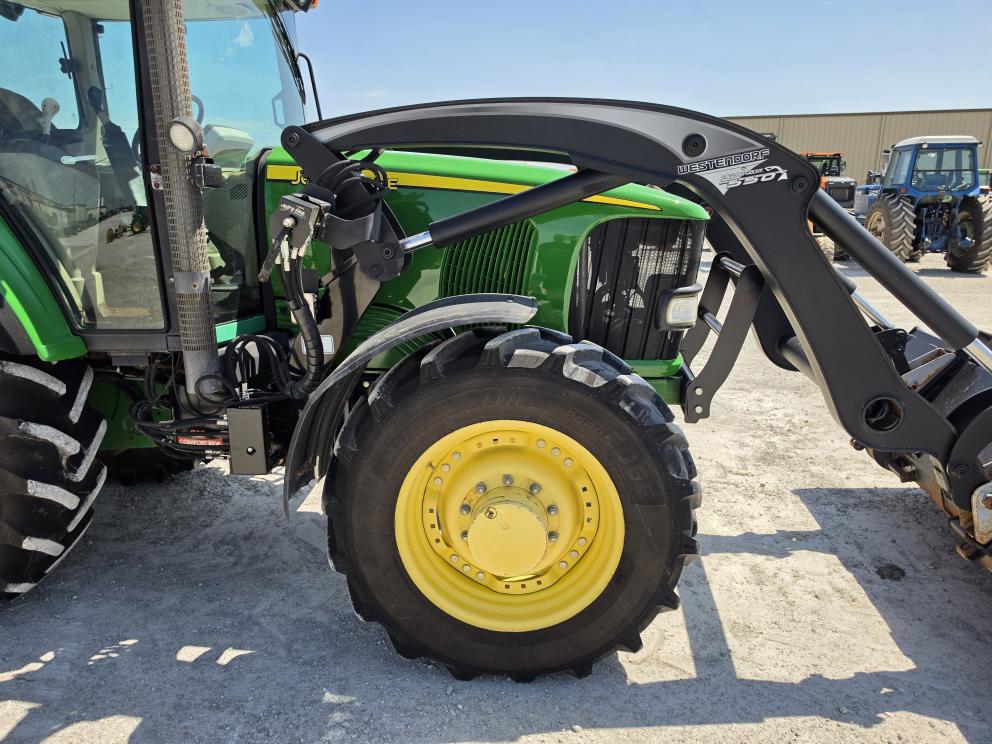 Image for John Deere 7520