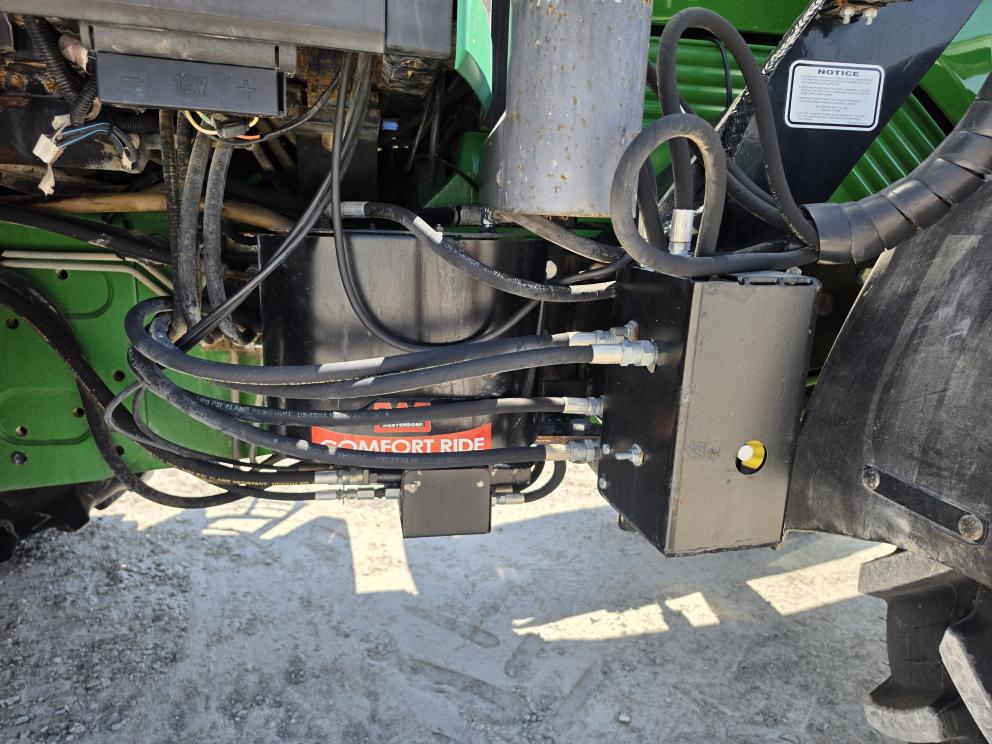 Image for John Deere 7520