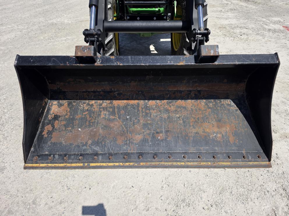 Image for John Deere 7520