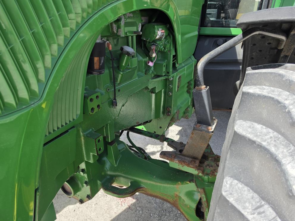 Image for 2002 John Deere 8420